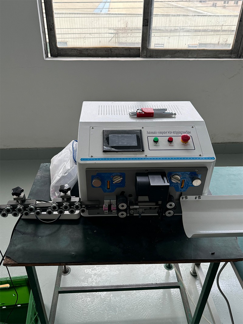 Wire cutting machine Wire cutting machine